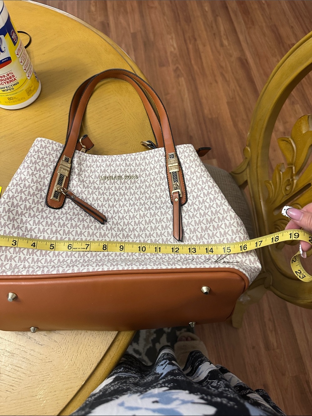 Michael Kors Cream and Tan MK Logo Shoulder Tote - Picture 9 of 10